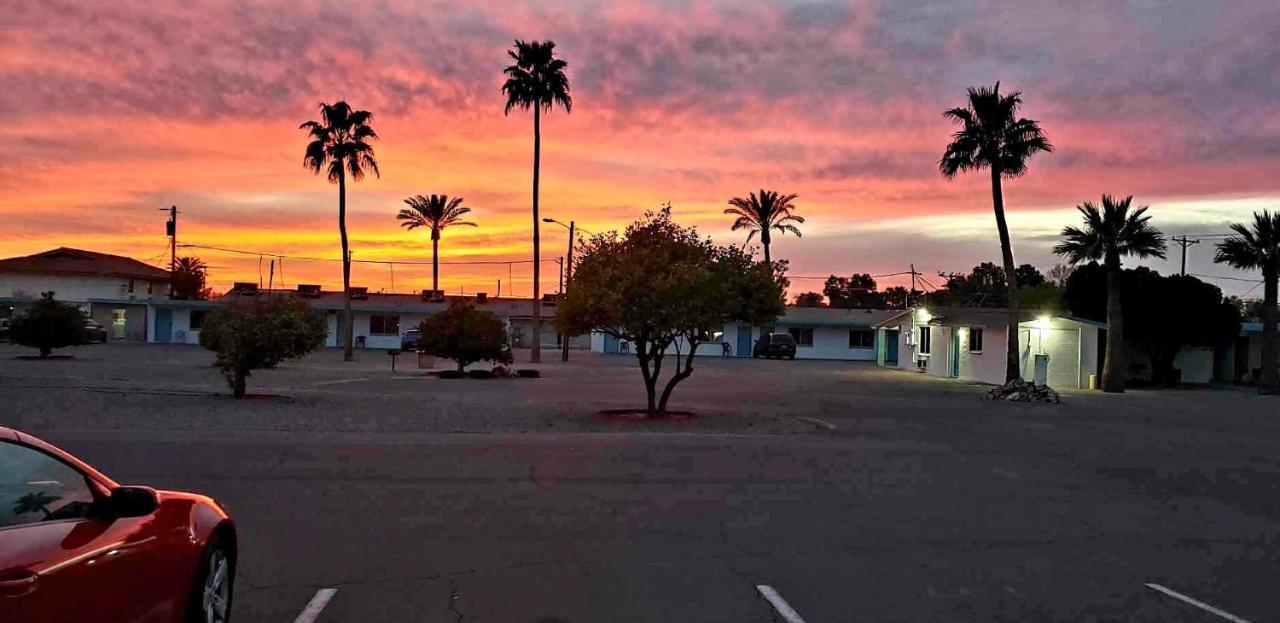 Westernaire Motel Mesa Exterior photo
